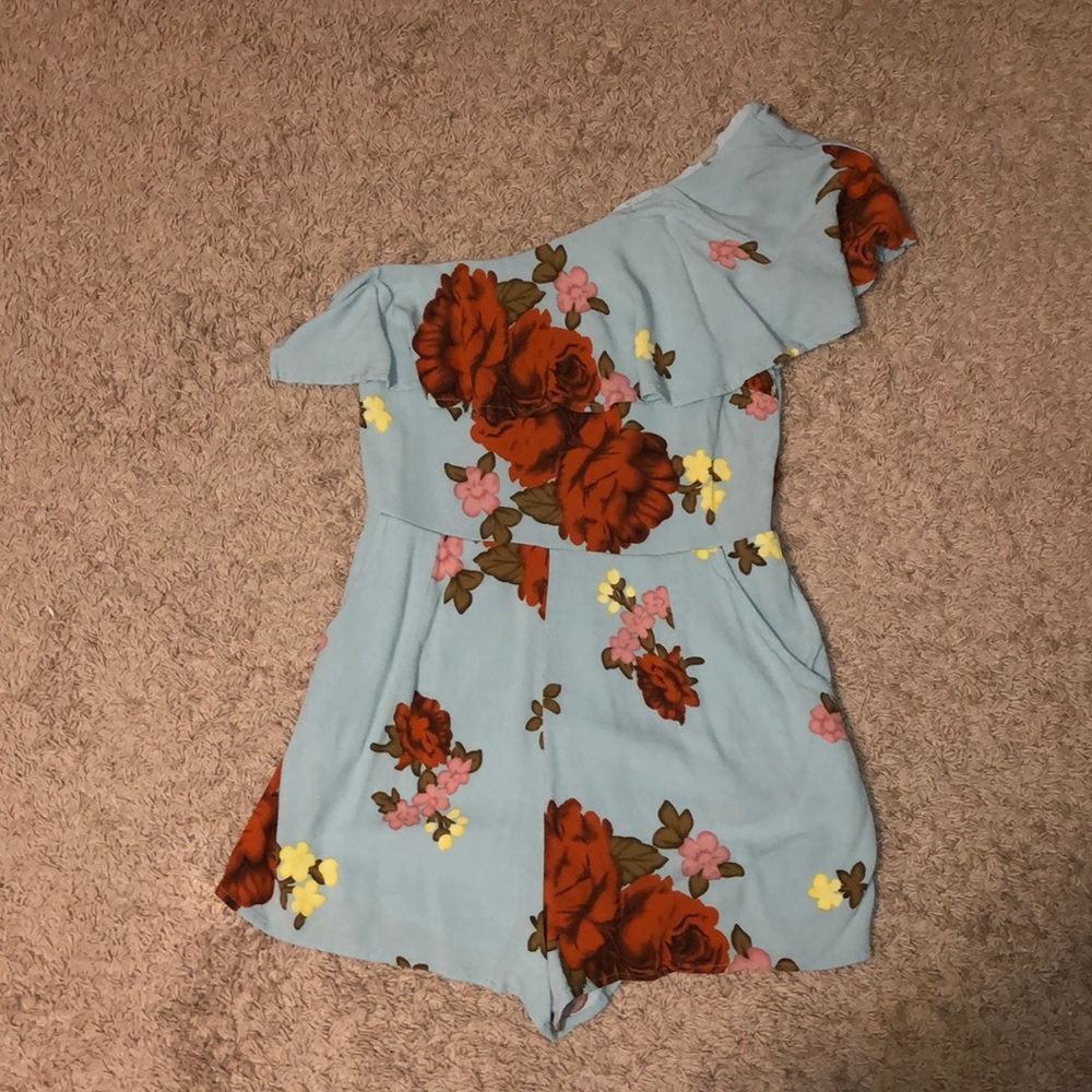 Floral off the shoulder romper